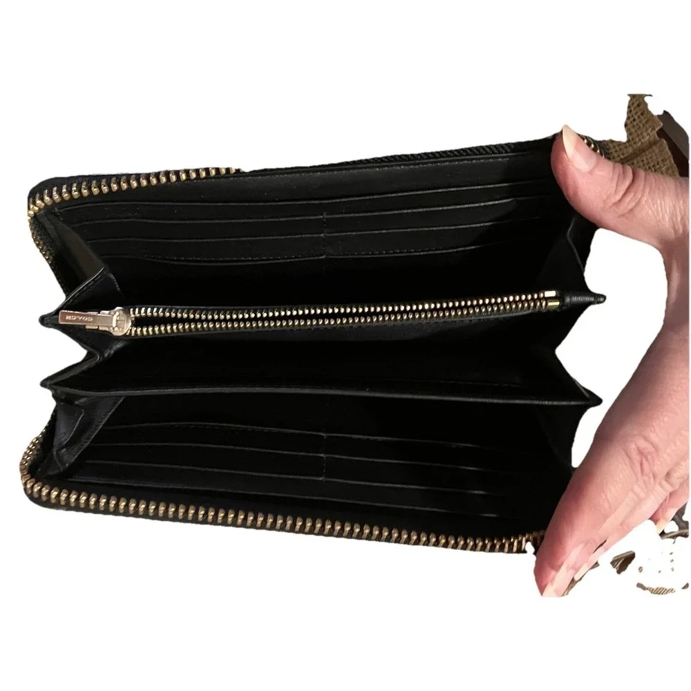 COACH Zebra Long Wallet Accordion Leather Black Cream Zip Around